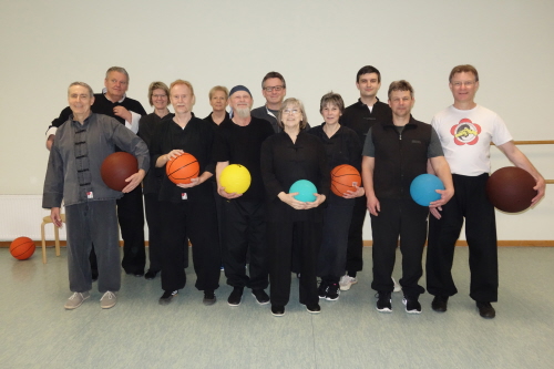 15er-Tai Chi-Seidenweber-Ball-Form